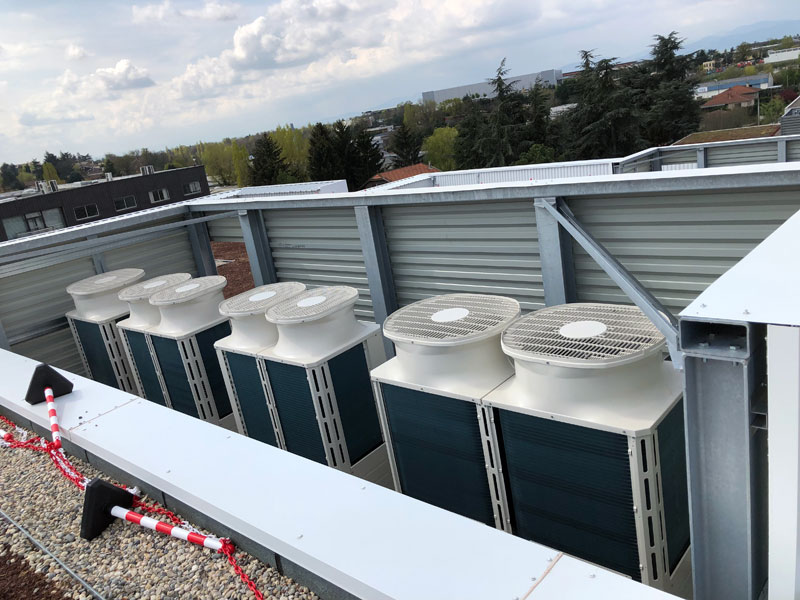 Installation climatisation DRV bi-tube sur le chantier Cultura